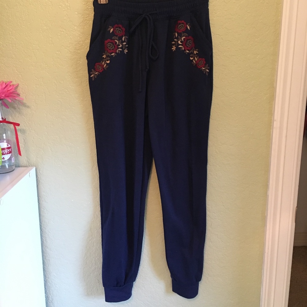 Francesca navy blue floral joggers